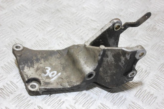 Кронштейн генератора Infiniti Qx 56 2004-2009