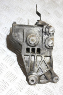 Кронштейн генератора Infiniti Qx 56 2004-2009