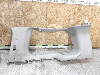 Обшивка багажника правая Infiniti Qx 56 2004-2009