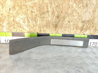 Накладка порога внутренняя задняя левая Infiniti Qx 56 2004-2009