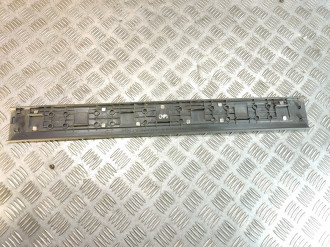 Накладка порога внутренняя передняя правая Infiniti Qx 56 2004-2009
