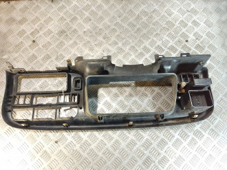 Накладка торпедо Isuzu Trooper 1999 2002