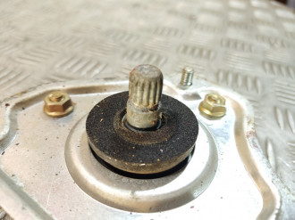 Стеклоподъемник задний правый Isuzu Rodeo 1989-1997