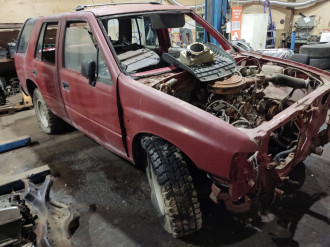 В разборе Isuzu Rodeo 1989-1997