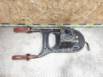 Кронштейн крепления запасного колеса Isuzu Rodeo 1989-1997