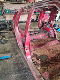 Порог со стойкой правой Isuzu Rodeo 1989-1997