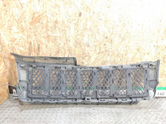 Решетка радиатора Jeep Grand cherokee (wk2) 2010-2021