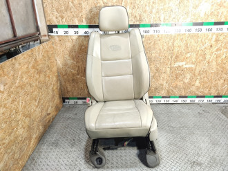 Сиденье переднее левое Jeep Grand cherokee (wk2) 2010-2021