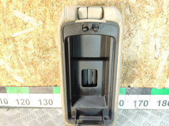 Подлокотник Jeep Grand cherokee (wk2) 2010-2021