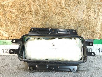 Подушка безопасности в торпедо Jeep Grand cherokee (wk2) 2010-2021