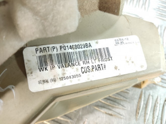 Накладка торпедо Jeep Grand cherokee (wk2) 2010-2021