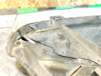 Фара правая Jeep Grand cherokee (wk2) 2010-2021