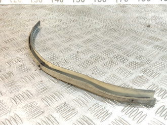 Уплотнитель капота Jeep Grand cherokee (wk2) 2010-2021