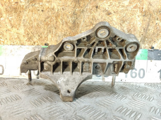 Кронштейн другой Jeep Grand cherokee (wk2) 2010-2021