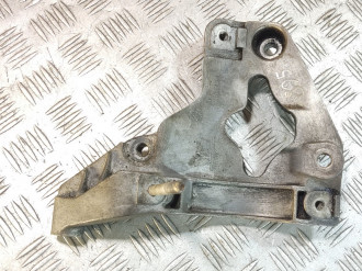 Кронштейн компрессора кондиционера Jeep Grand cherokee (wk2) 2010-2021