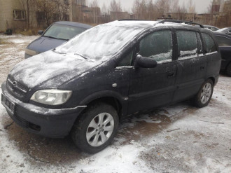 В разборе Opel Zafira A