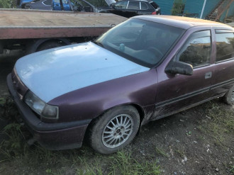 В разборе Opel Vectra A