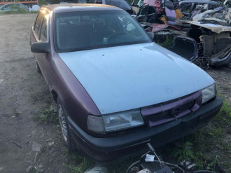В разборе Opel Vectra A