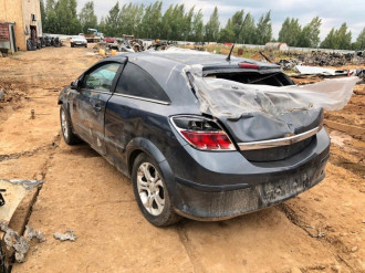 В разборе Opel Astra H