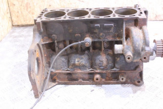 Блок двигателя Opel Zafira A