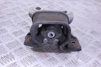 Опора двигателя Opel Corsa C