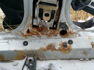 Порог со стойкой правой Opel Vectra B