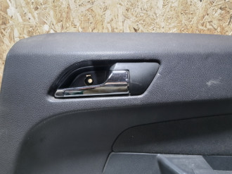 Обшивка двери задней правой Opel Zafira B