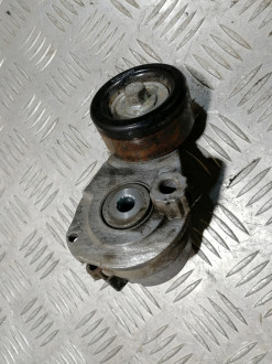 Ролик натяжитель Opel Zafira B