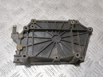 Кронштейн другой Opel Zafira B