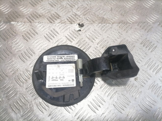 Лючок бензобака Opel Astra H