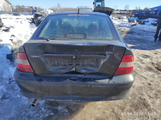 В разборе Opel Vectra B