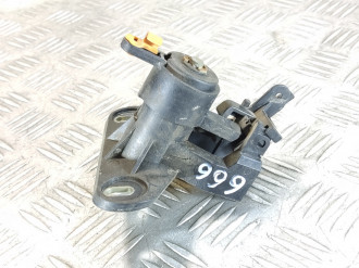 Кнопка открывания багажника Opel Vectra B