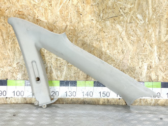 Обшивка стойки правая Opel Vectra B