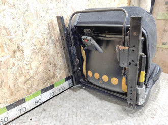 Сиденье переднее правое Opel Vectra B