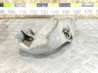Кронштейн генератора Opel Vectra B