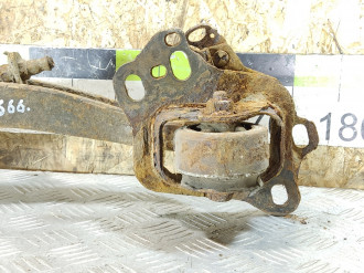 Рычаг задний продольный правый Opel Vectra B