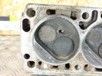 Головка блока двигателя Opel Omega B