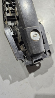 Ручка двери передней левой Opel Zafira B