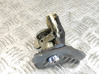 Кнопка открывания багажника Opel Astra F
