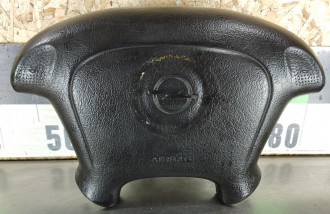 Подушка безопасности в руль Opel Omega B