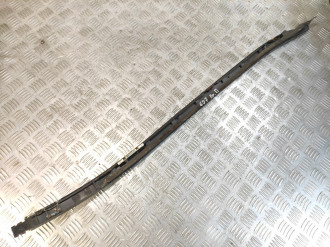 Молдинг стекла Opel Astra G