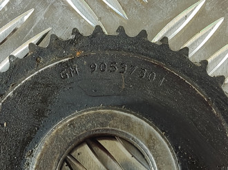 Шестерня привода двс Opel Omega B