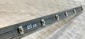 Молдинг двери передней правой Opel Astra G