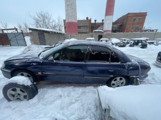 В разборе Opel Omega B