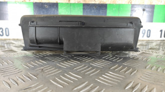 Рамка магнитолы Opel Omega B