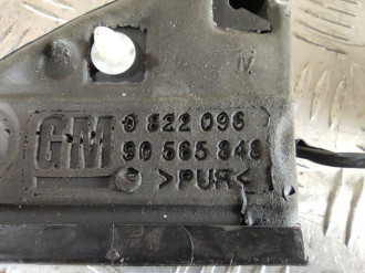 Крышка зеркала внутренняя правая Opel Omega B