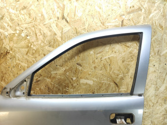 Дверь передняя левая Opel Vectra B