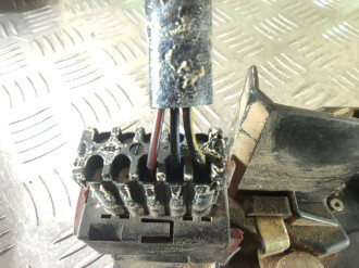 Замок двери передней правой Opel Vectra B