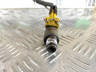 Форсунка двигателя Opel Vectra B