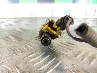 Форсунка двигателя Opel Vectra B